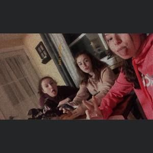 Meet your Posher, Lanaya